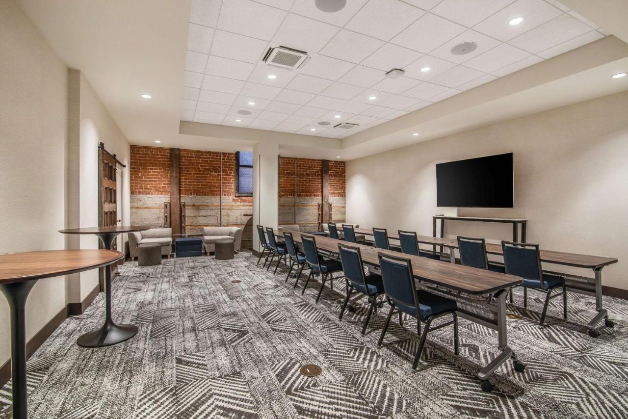 Hotel Hyatt House Sacramento-midtown *